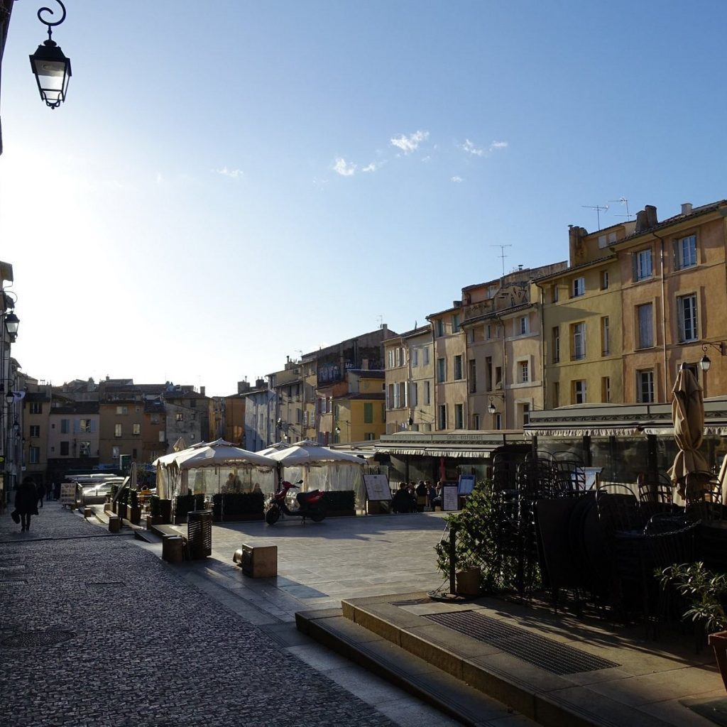 Place des cardeurs | Aix en provence