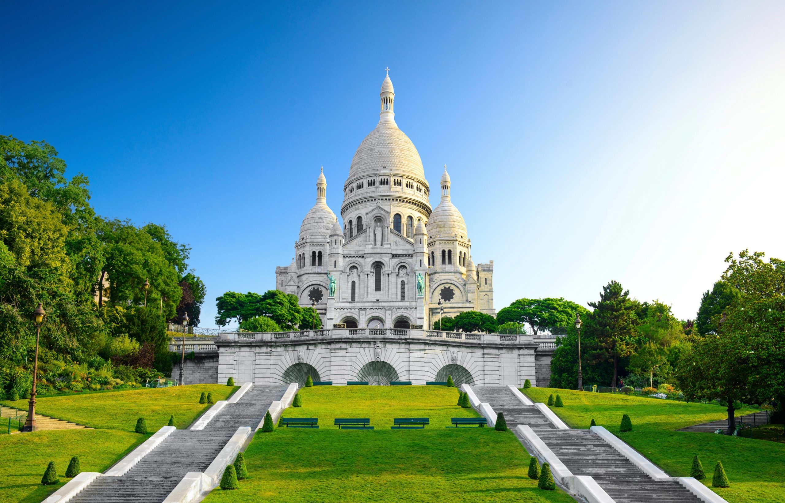 Montmartre and the Sacré-Cœur basilica, Paris