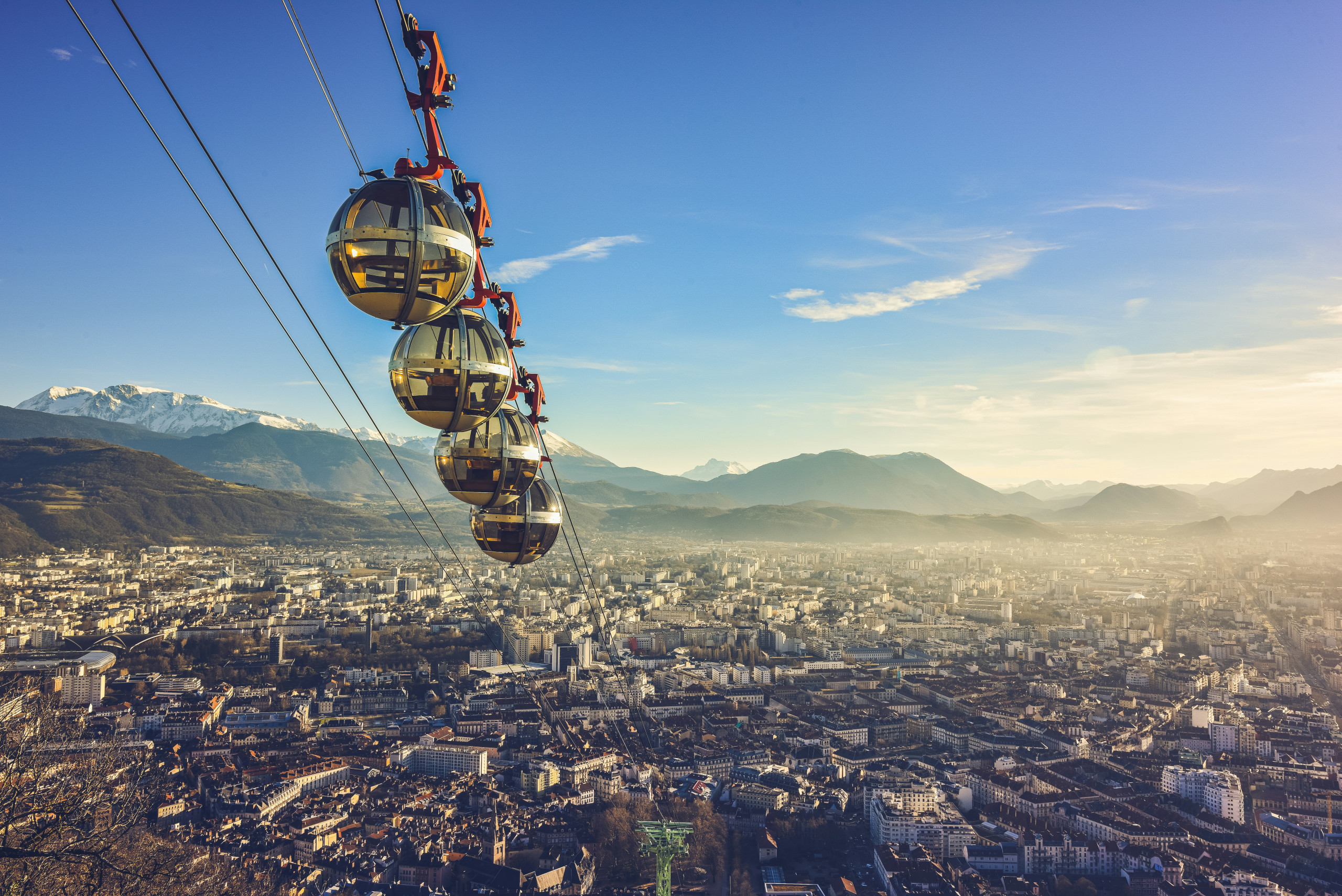 Grenoble et ses bulles du téléphérique